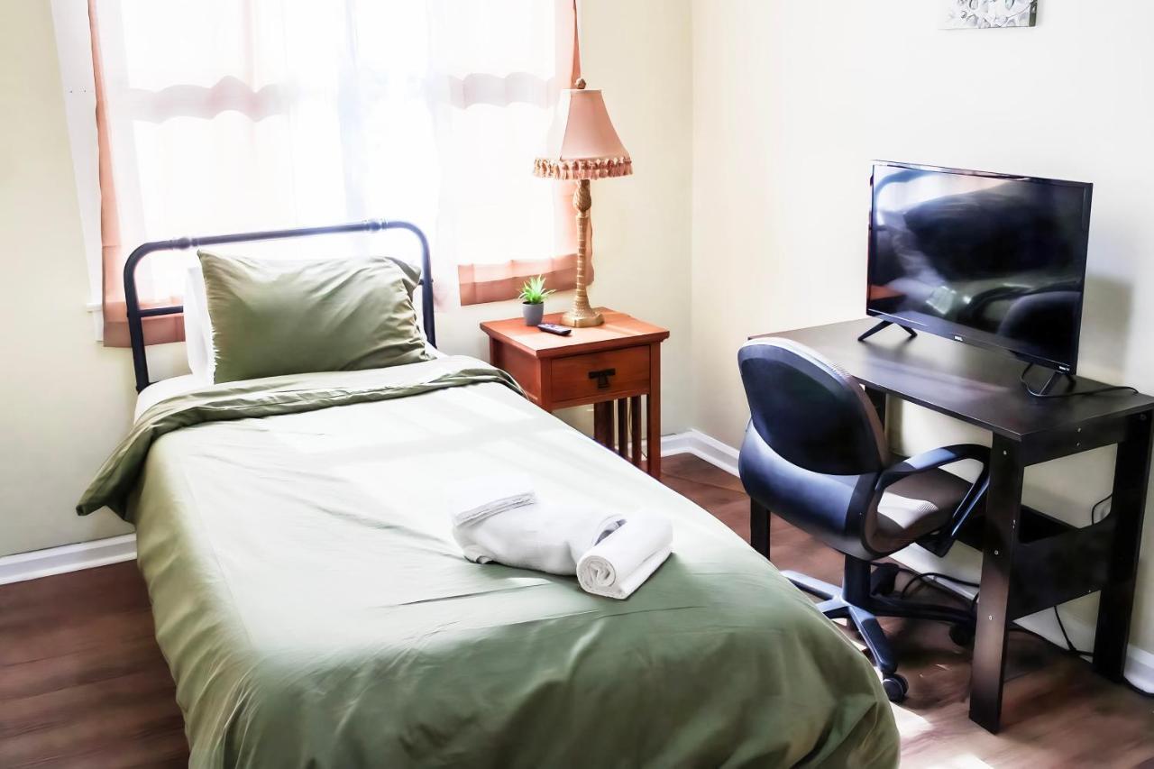 Cozy City Retreat Near Downtown Indianapolis- Private Bedroom Εξωτερικό φωτογραφία
